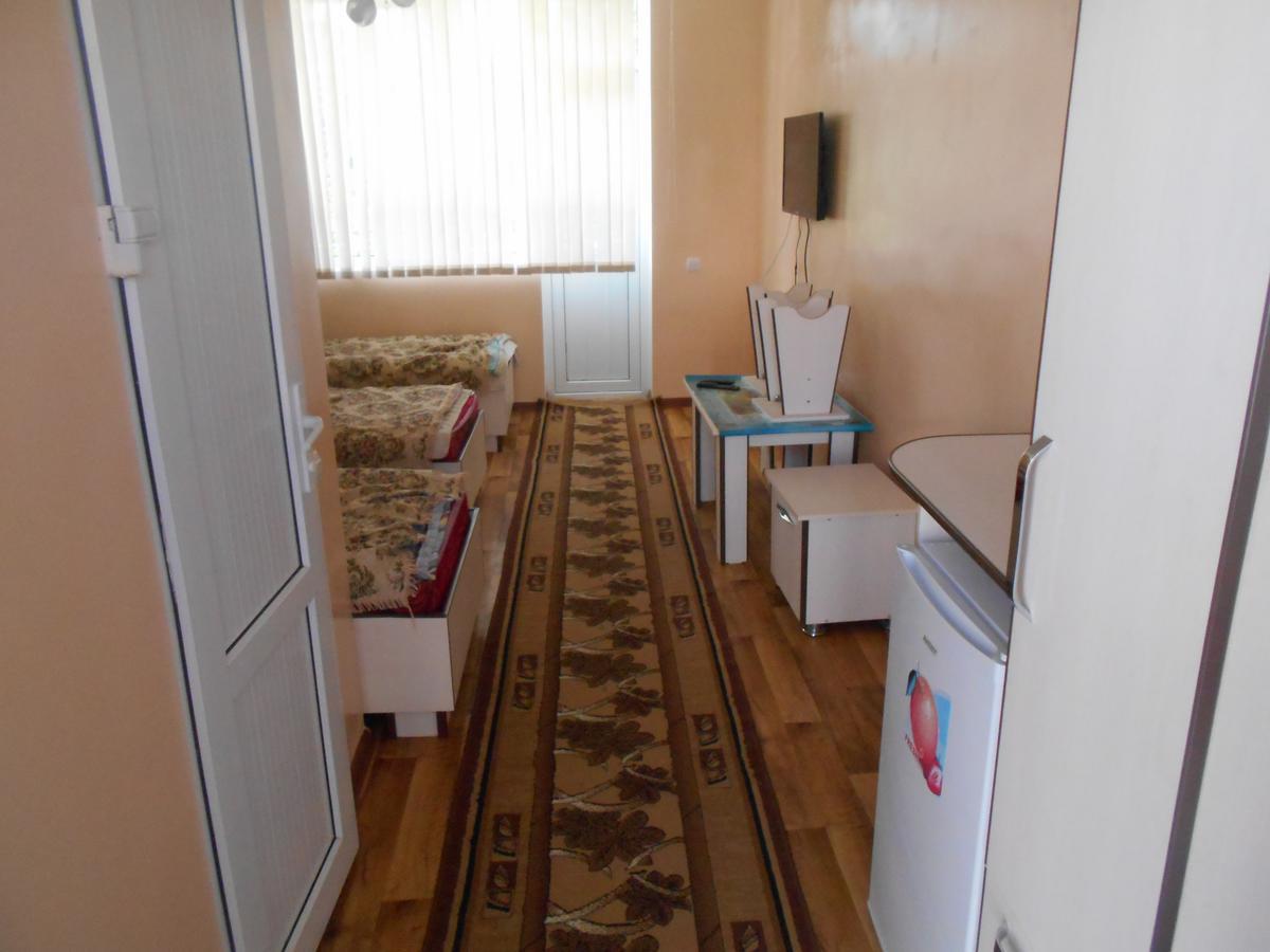 Boomerang Guest House شولبون آتا المظهر الخارجي الصورة